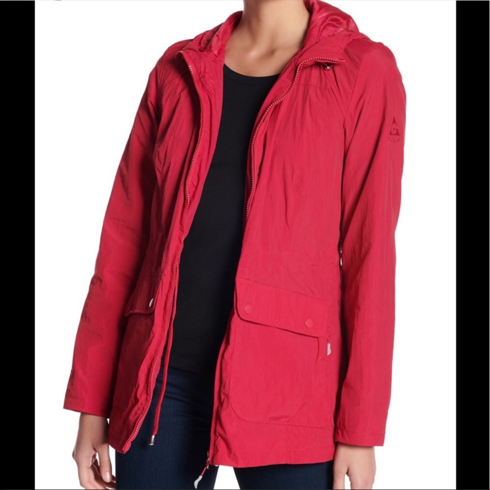 Gerry Crinkle Rain Jacket Size M